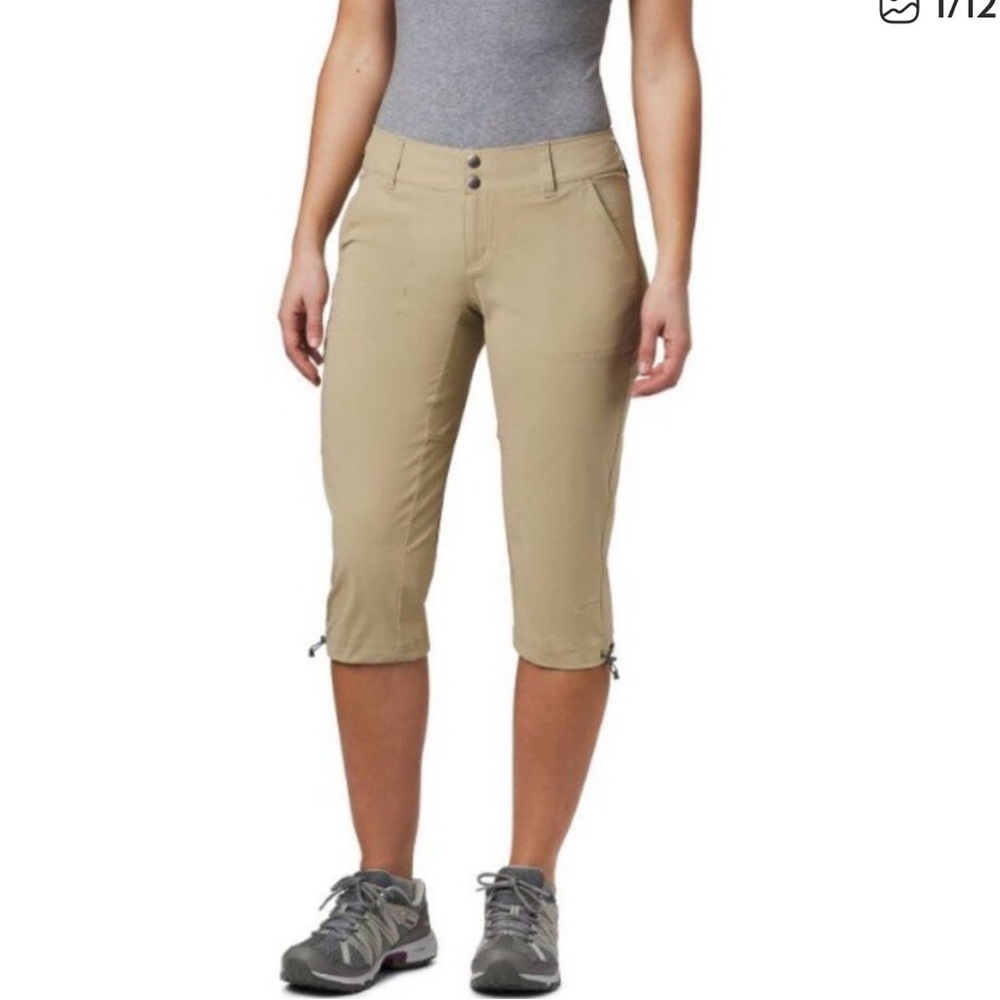 NWT Women Columbia Saturday Trail II Capri Size 20W Khaki color